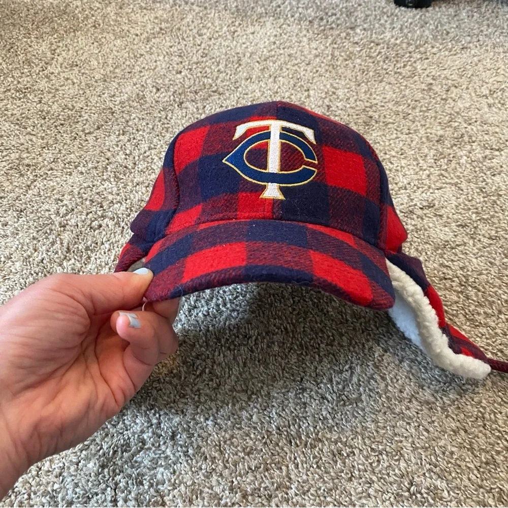 Twins Hat